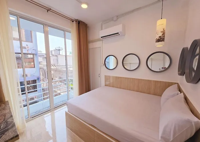 Apartment Crane Nest 8 View Middle With Balcony Bangkok